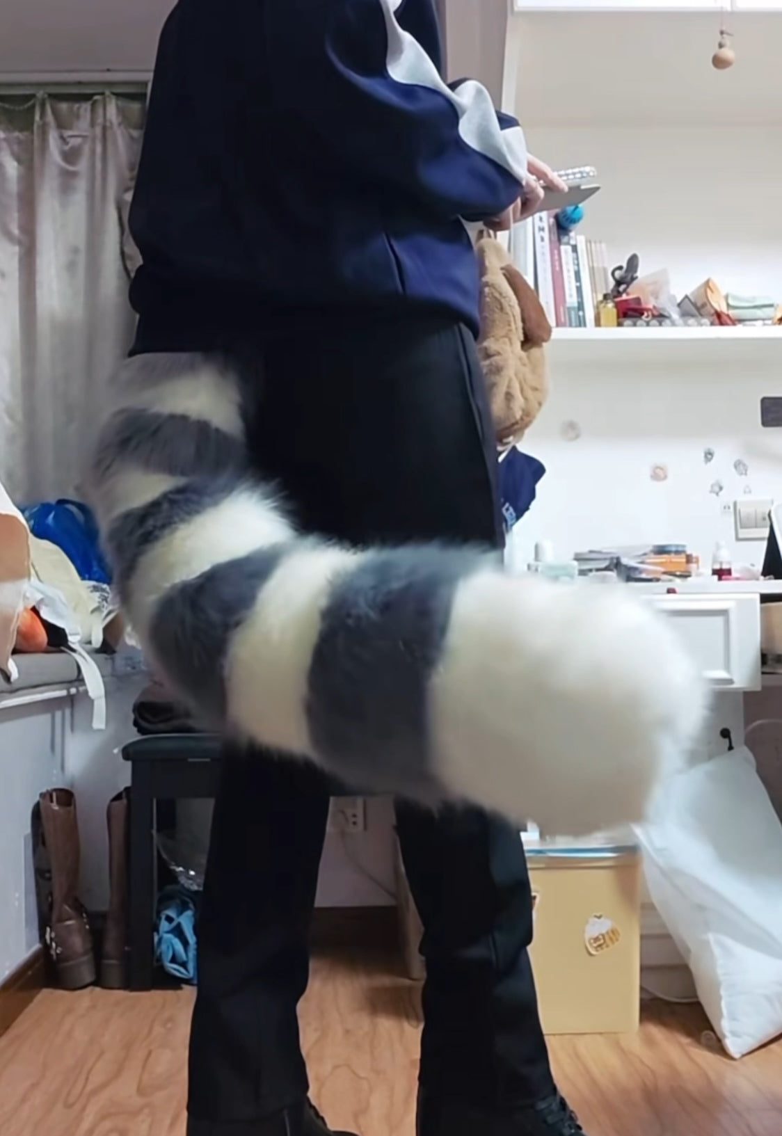 Lemur's bushy tail Bionic electric tail Customizable colors Black and white striped tail fursuit furry